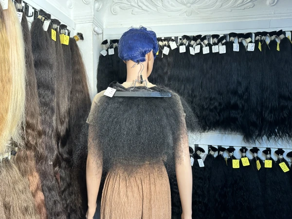 Implante 50 cm's foto | Laly Extensiones |  BizneCubano