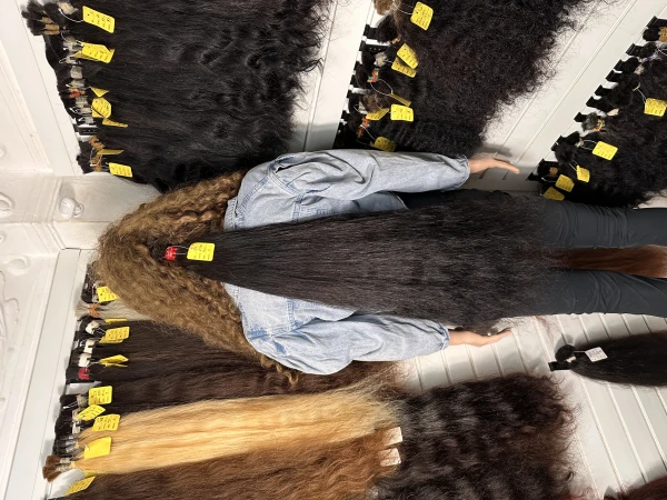 Moño de 90 cm's foto | Laly Extensiones |  BizneCubano