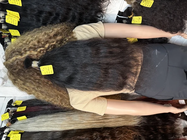 Moño de 62 CM's foto | Laly Extensiones |  BizneCubano